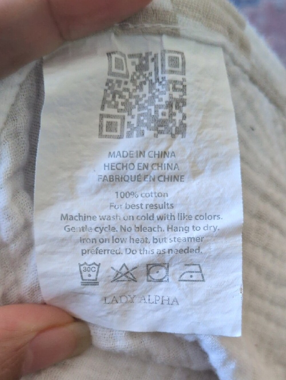 LADY ALPHA Nursing Cover With Built In Fan - Picture 2 of 8